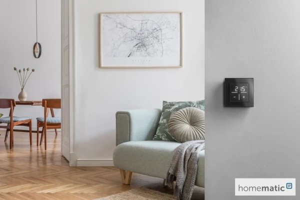 Homematic IP Sklenený nástenný termostat so senzorom CO2, čierny - HmIP-WGTC-A 13